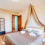 Guesthost - Casale Dei Tramonti - Nature's Haven In Renovated With Pool *