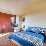 Guesthost - Casale Dei Tramonti - Nature's Haven In Renovated With Pool * Fratticciola Selvatica