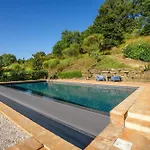 Guesthost - Casale Dei Tramonti - Nature's Haven In Renovated With Pool Appartement