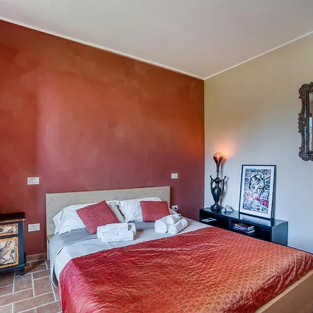 Appartement Guesthost - Casale Dei Tramonti - Nature's Haven In Renovated With Pool