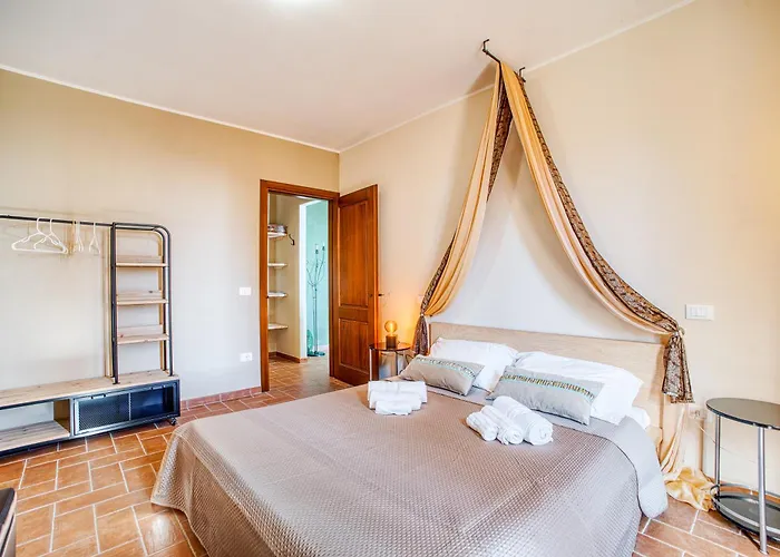 Guesthost - Casale Dei Tramonti - Nature's Haven In Renovated With Pool *