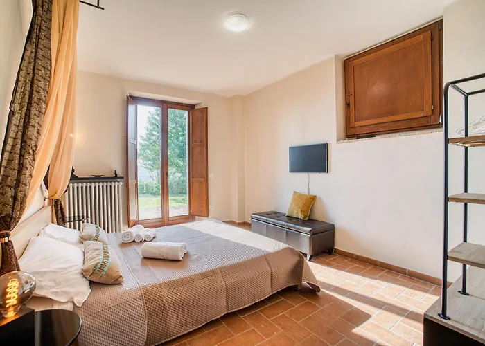 Guesthost - Casale Dei Tramonti - Nature's Haven In Renovated With Pool דירה *