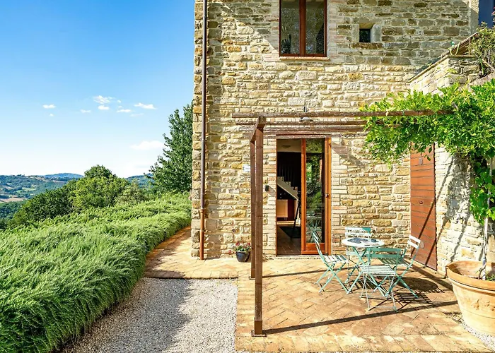 Guesthost - Casale Dei Tramonti - Nature's Haven In Renovated With Pool * Fratticciola Selvatica